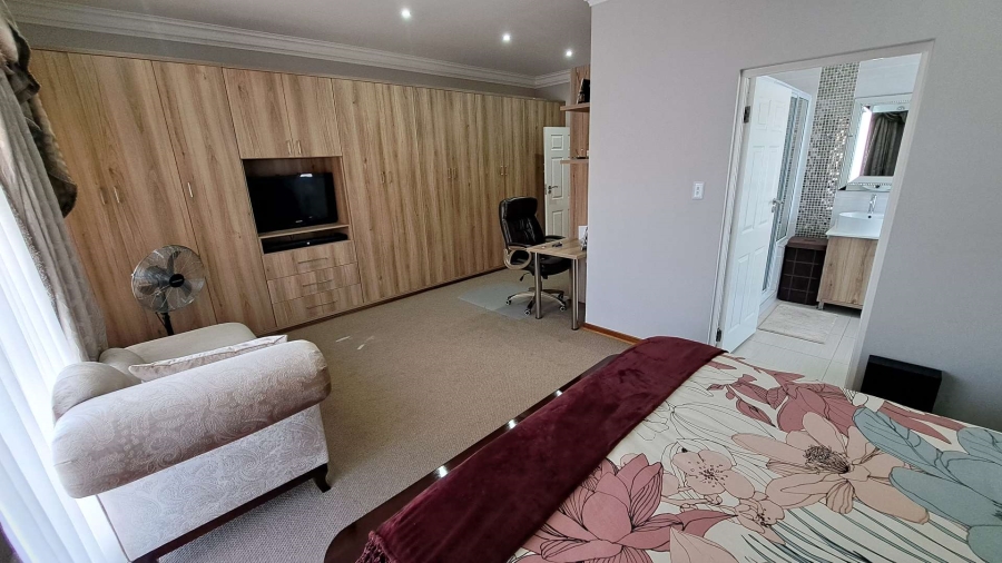 3 Bedroom Property for Sale in Wild Olive Estate Free State